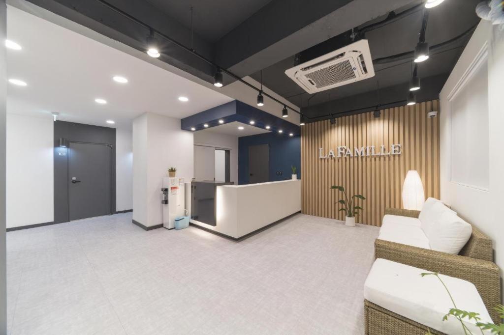 Hotel La Famille Yangyang Exterior foto
